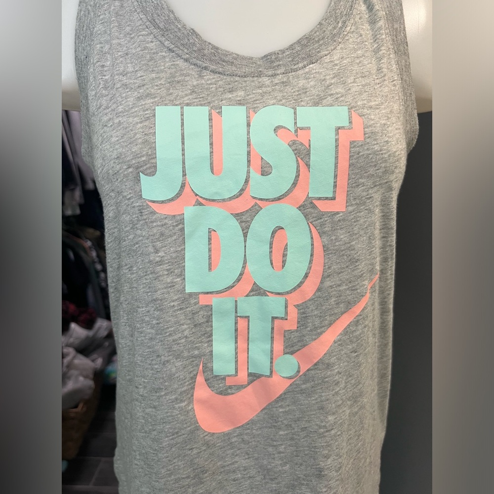 Nike Gray “Just Do It” Workout Tank Top - Picture 2 of 7